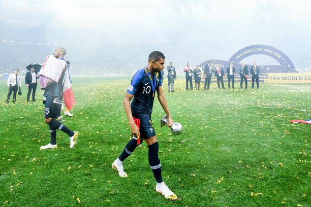 他们巨大的 他们巨大的