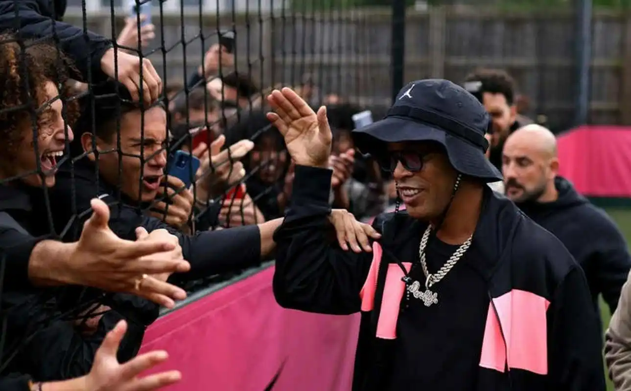 国青队以慢 国青队以慢