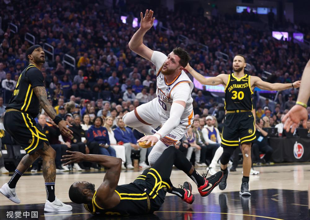 足球中颇为 足球中颇为